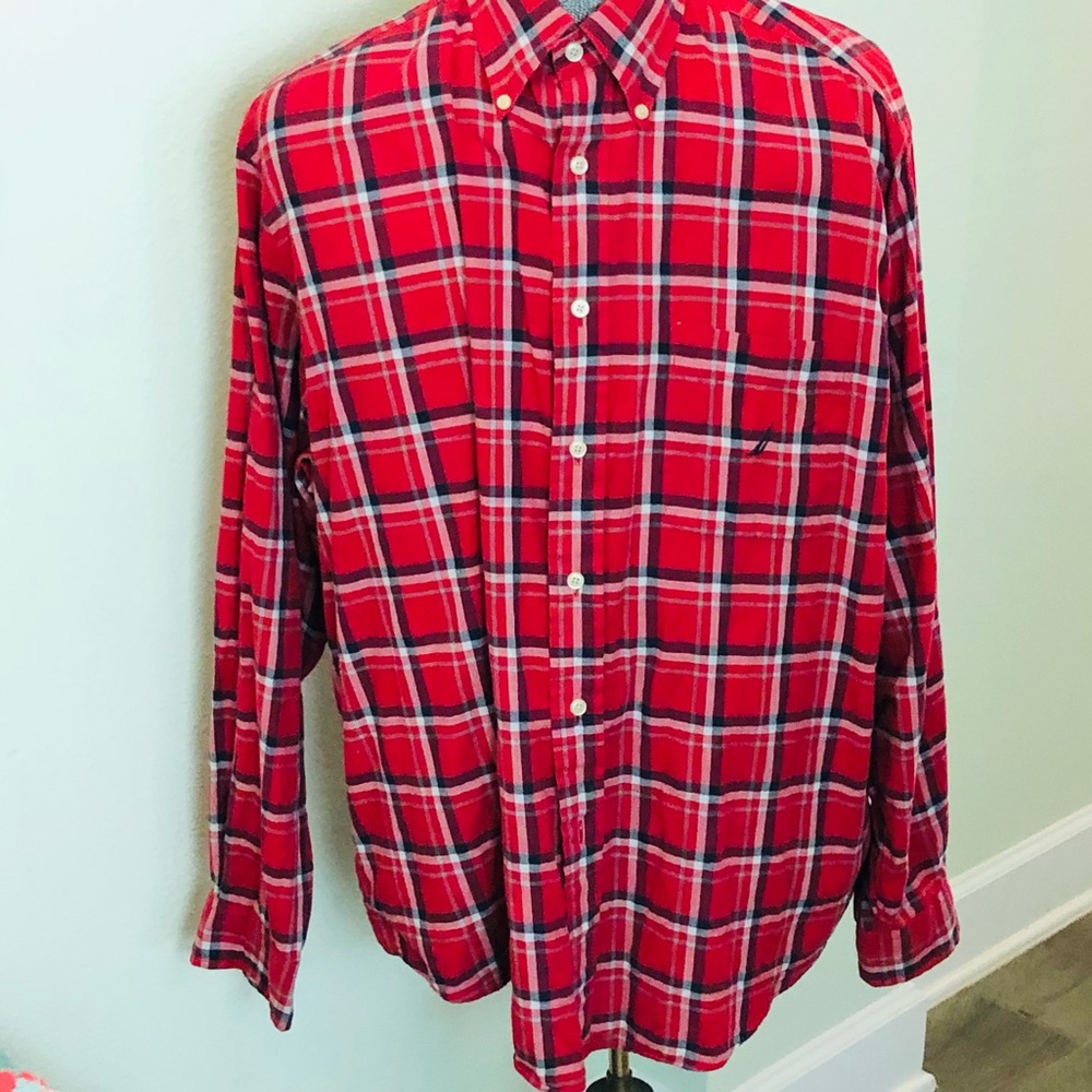 Nautica XL Long Sleeve Button Down Plaid Red EC.